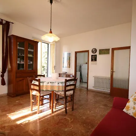 Appartamento Ampio Con Terrazza Vista Mare
